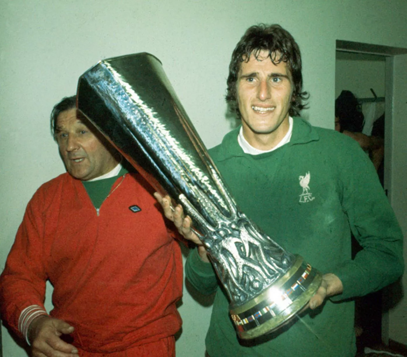 Https://fanpagepress.net/m/R/Ray Clemence Dating 2
