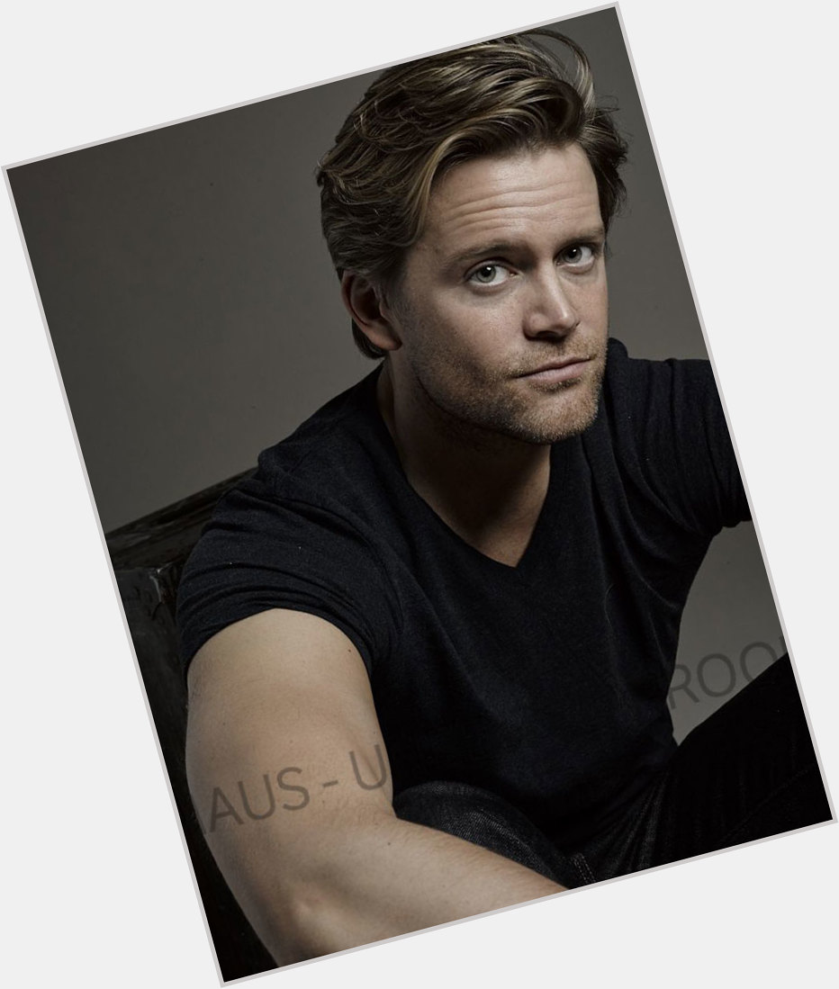 Richard Blake  blonde hair & hairstyles