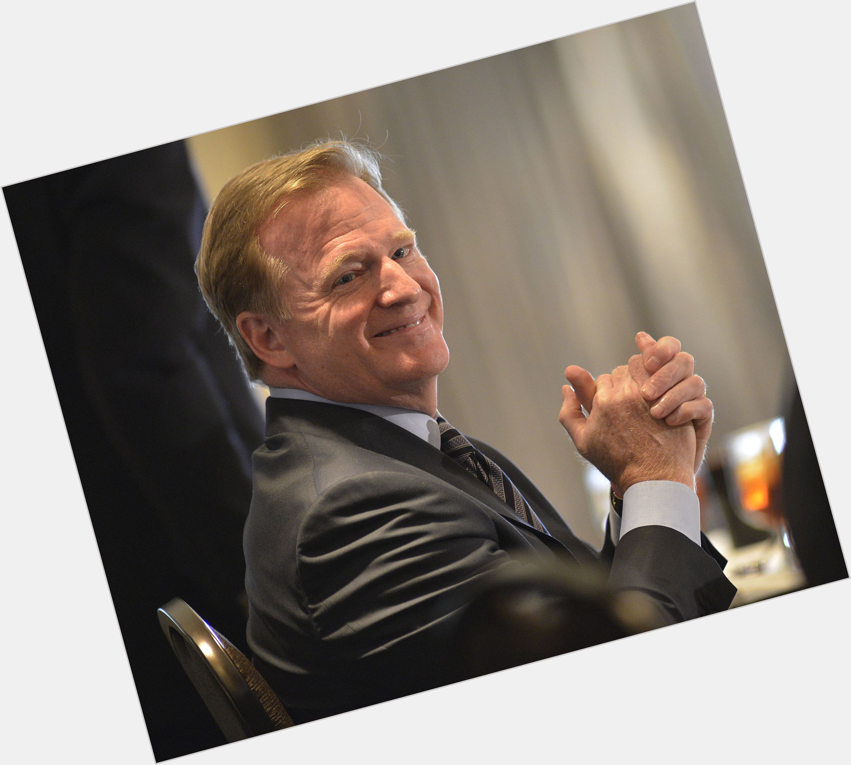Roger Goodell sexy 3