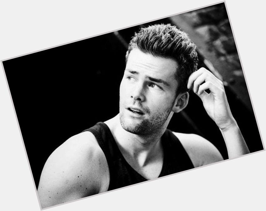 Ryan Serhant body 3