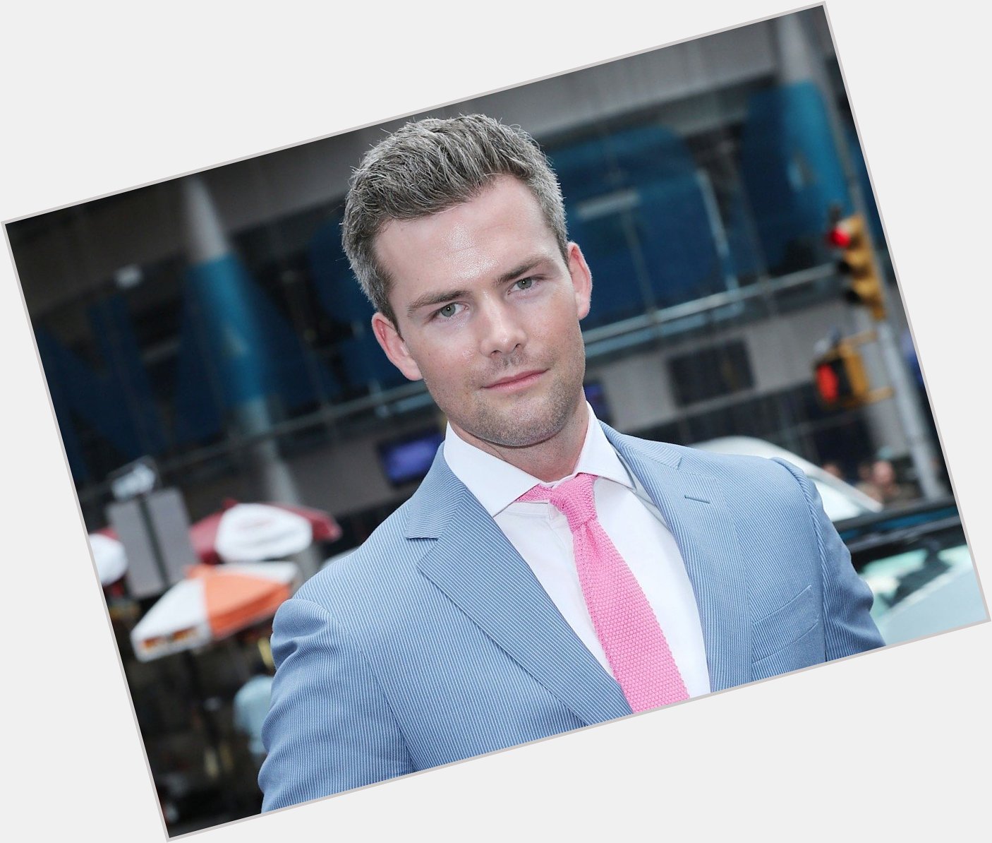 Ryan Serhant picture 1