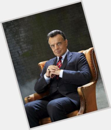 Ray Wise Average body,  salt and pepper hair & hairstyles