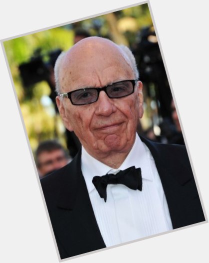 Rupert Murdoch Average body,  bald hair & hairstyles