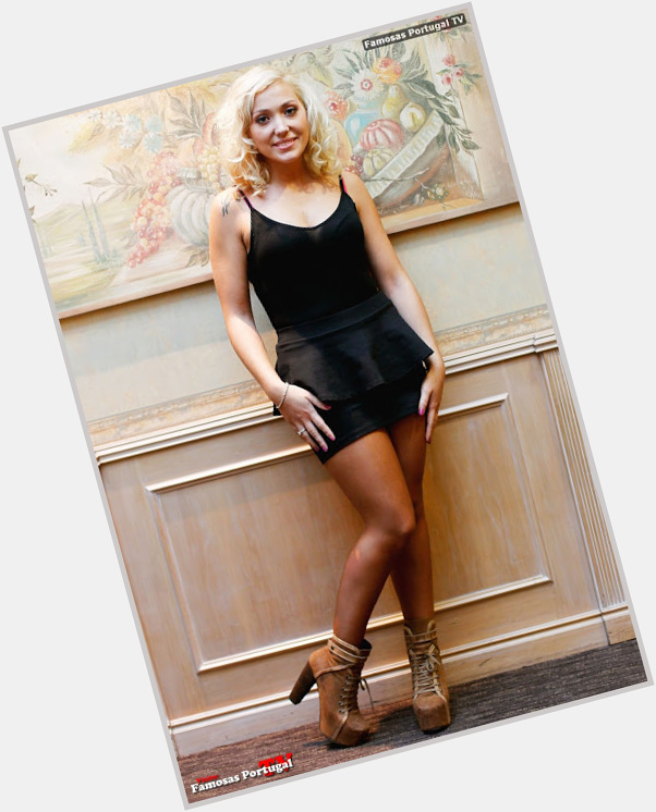Sandra Costa Average body,  blonde hair & hairstyles