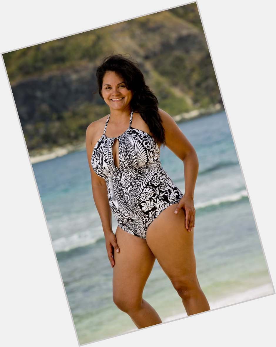 Sandra Diaz Twine Average body,  black hair & hairstyles