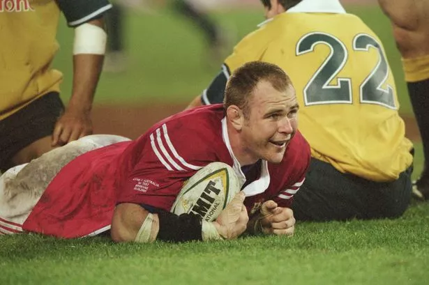 Scott Quinnell sexy 3