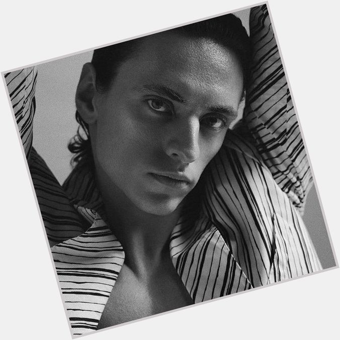 Sergei Filippov Average body,  light brown hair & hairstyles