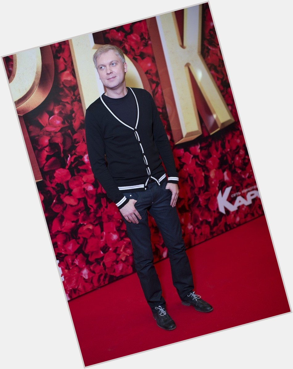 Sergei Svetlakov Average body,  blonde hair & hairstyles