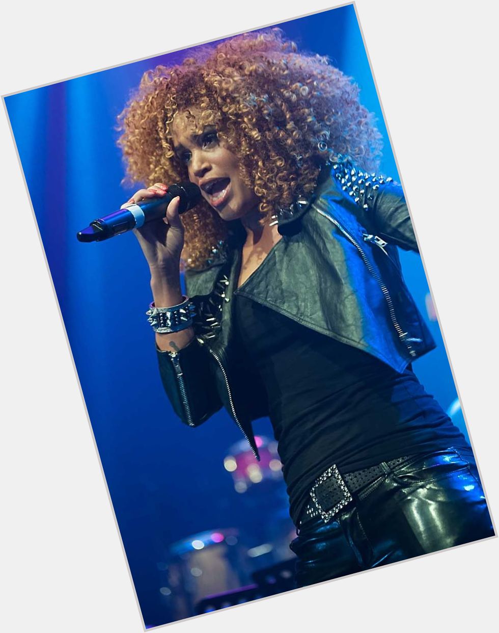 Sharon Doorson exclusive hot pic 5