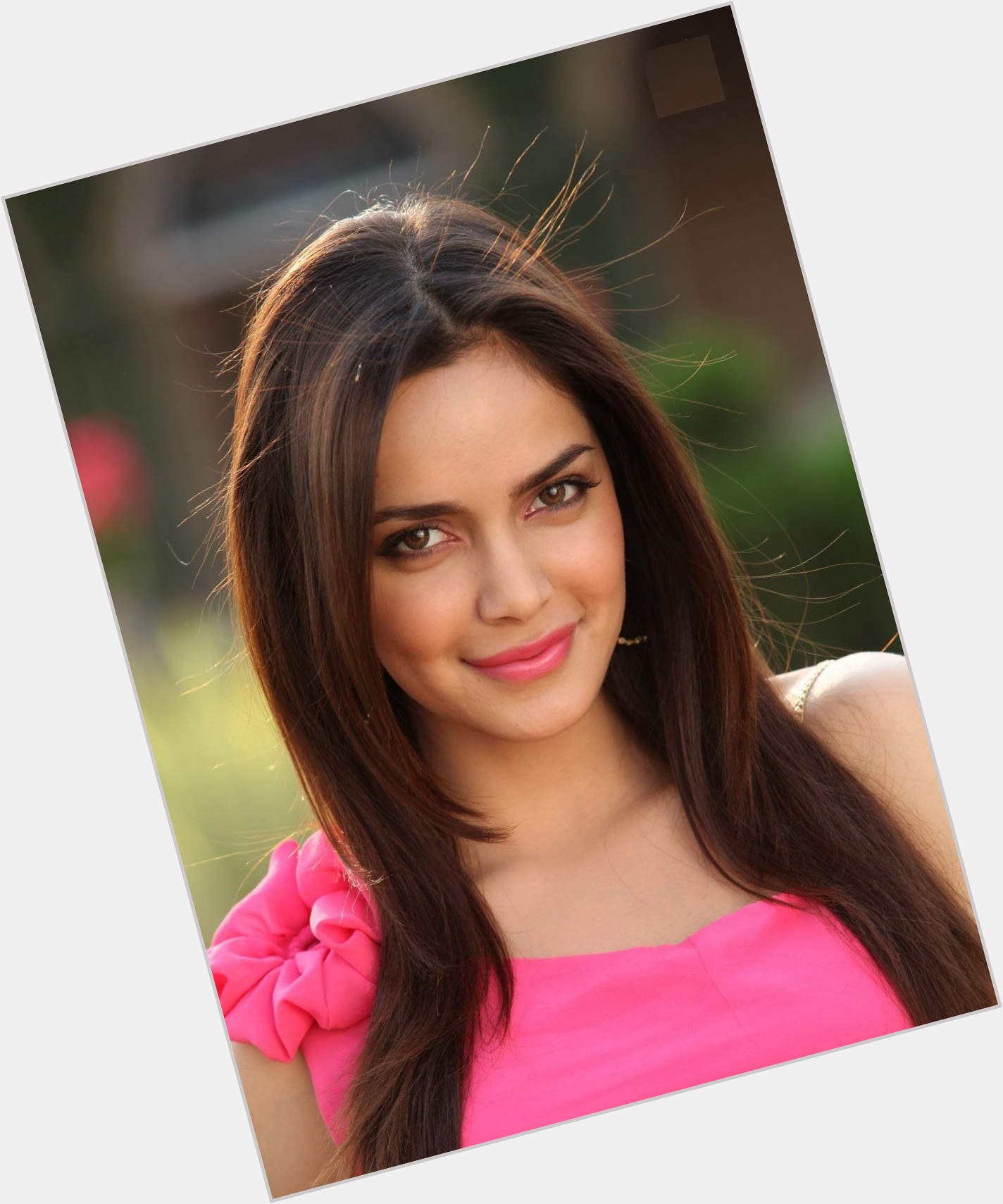 Shazahn Padamsee dating 7