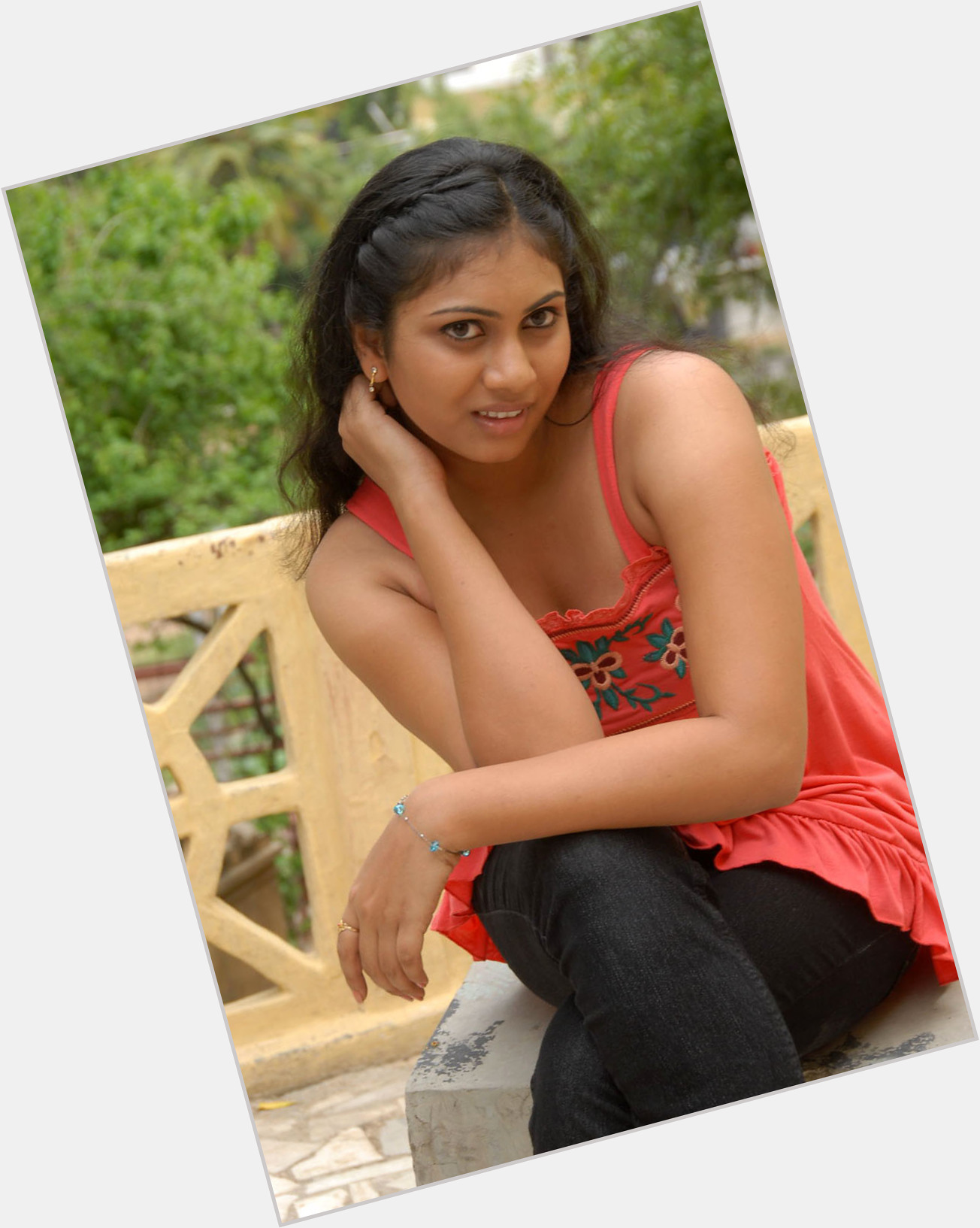 Siiri Oviir exclusive hot pic 4