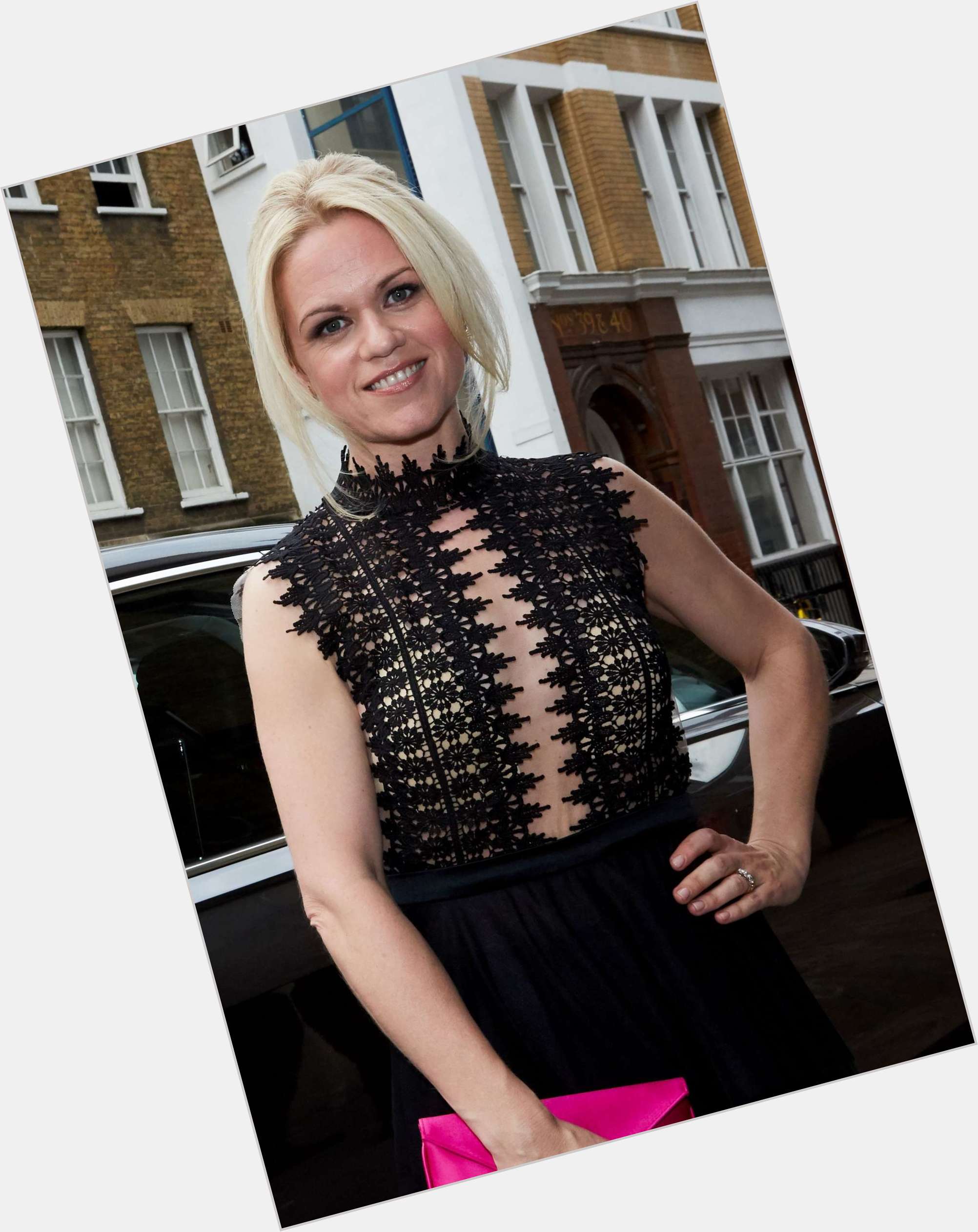 Sinead Keenan Average body,  blonde hair & hairstyles
