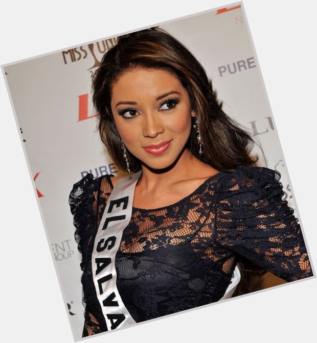 Sonia Cruz Slim body,  dark brown hair & hairstyles