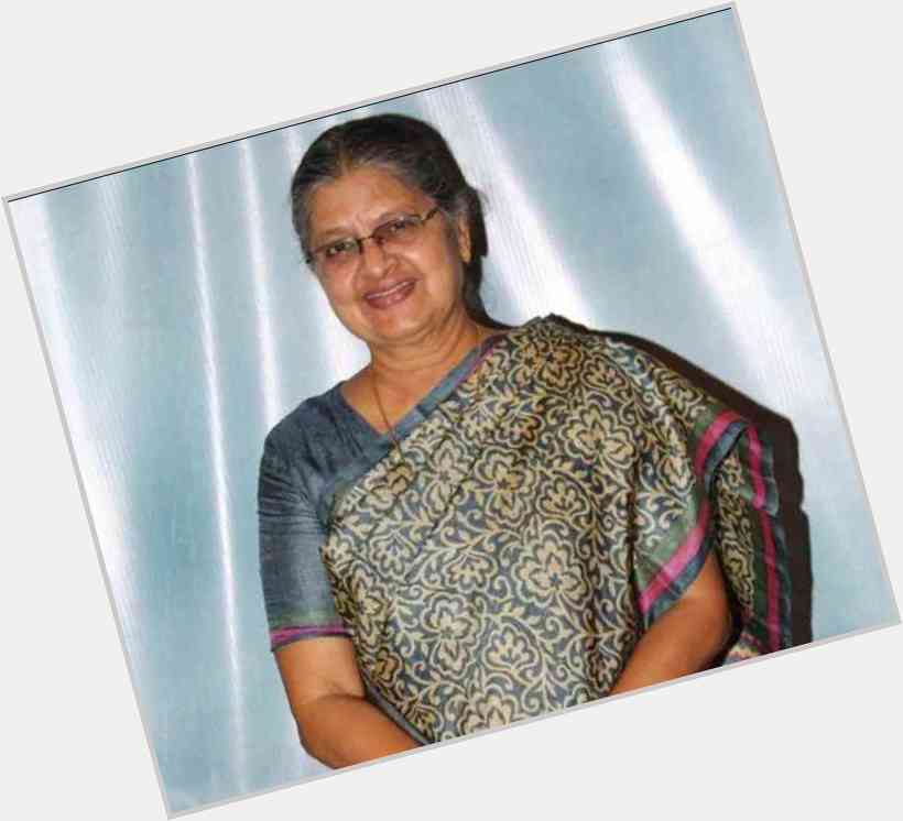 Sulabha Arya Average body,  salt and pepper hair & hairstyles