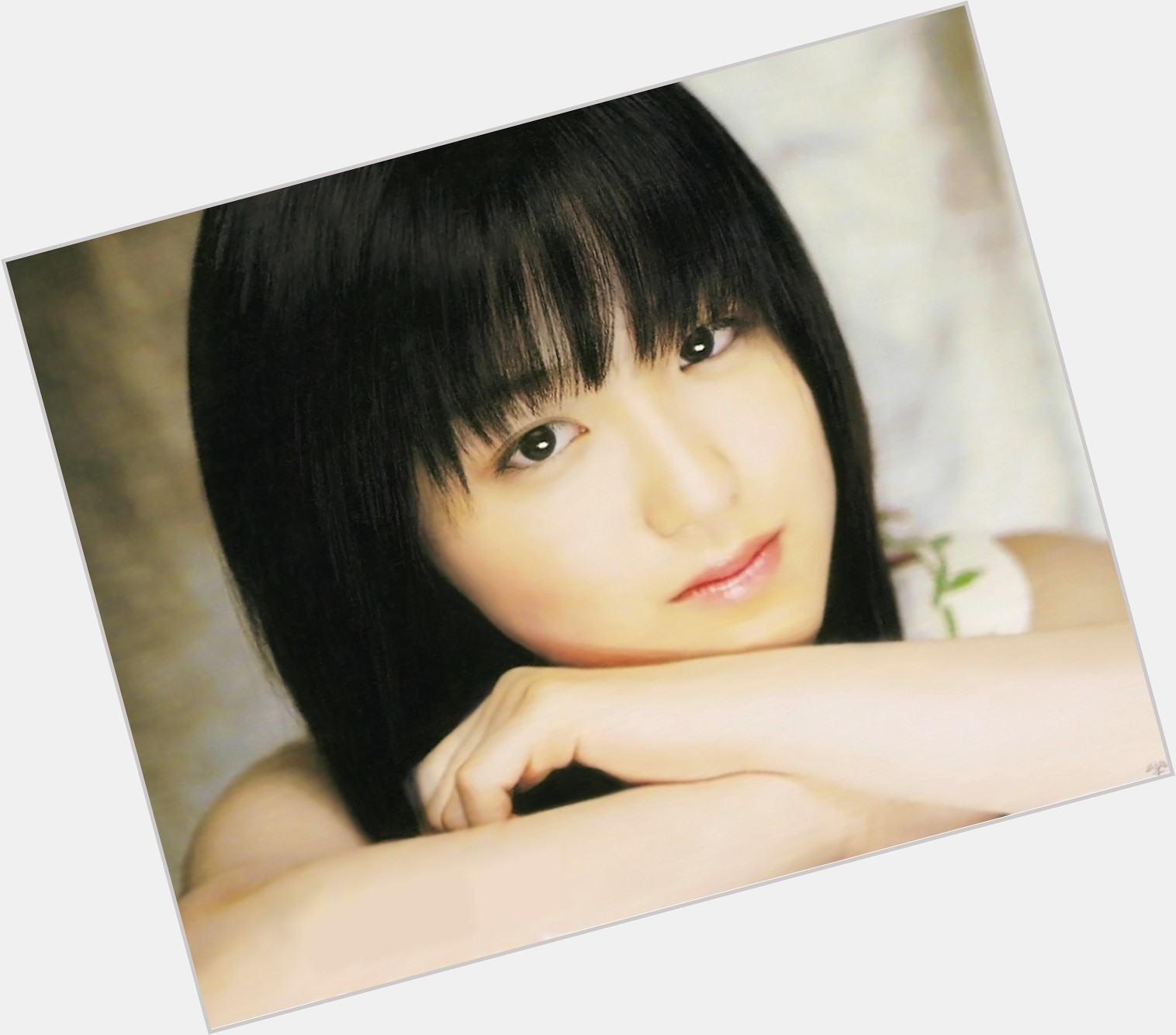 Suzuka Ohgo exclusive hot pic 8
