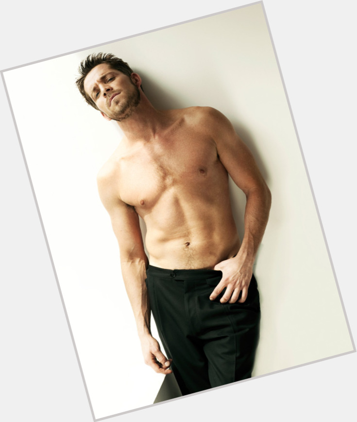 Sean Maguire Athletic body,  light brown hair & hairstyles