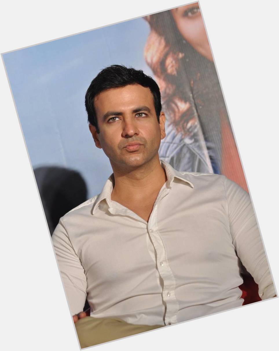 Gaurav Chanana Slim body,  dark brown hair & hairstyles