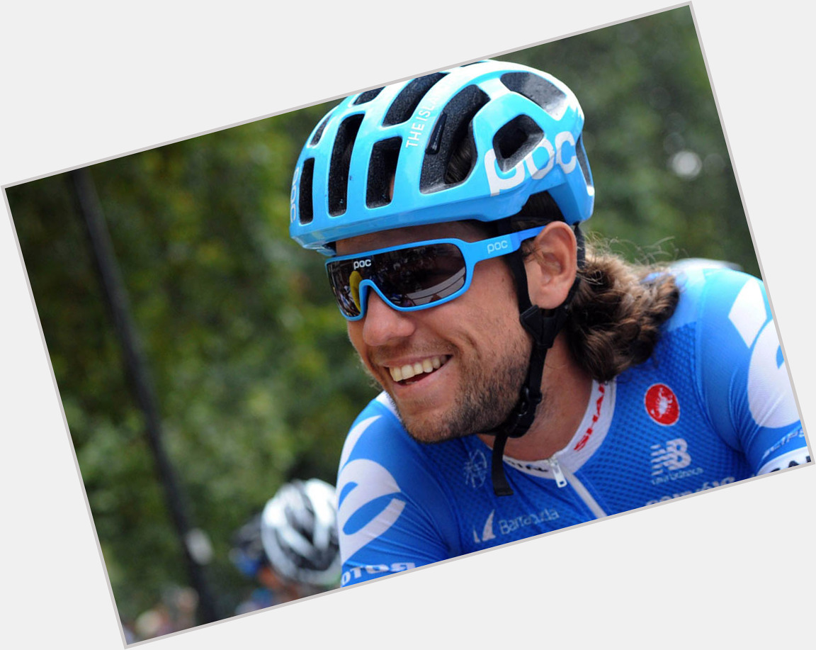 Thomas Dekker Cyclist Athletic body,  dark brown hair & hairstyles