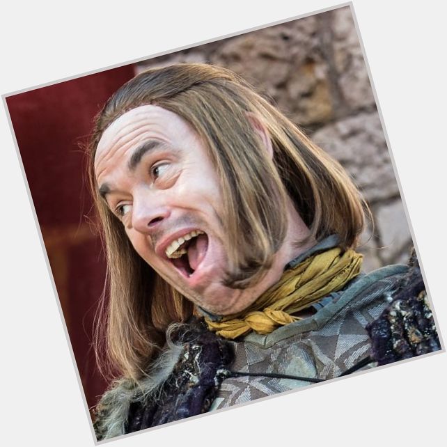 Thornor Eldon Average body,  red hair & hairstyles