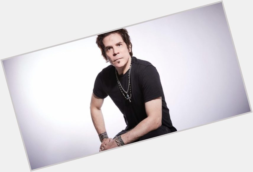 Tony Harnell Average body,  light brown hair & hairstyles