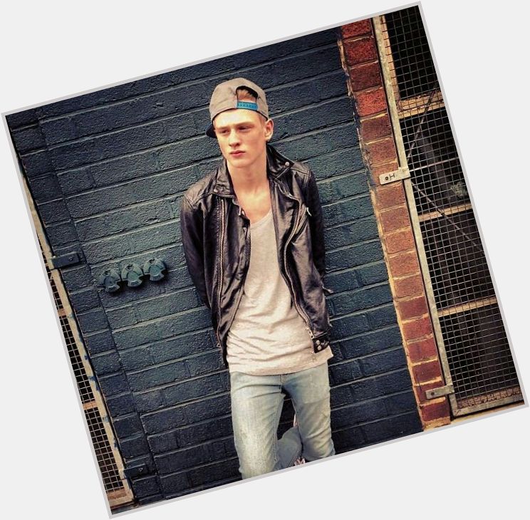 Tristan Evans  blonde hair & hairstyles