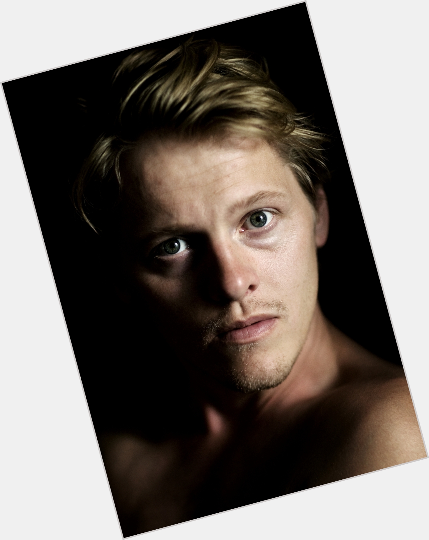 thure lindhardt flame 1