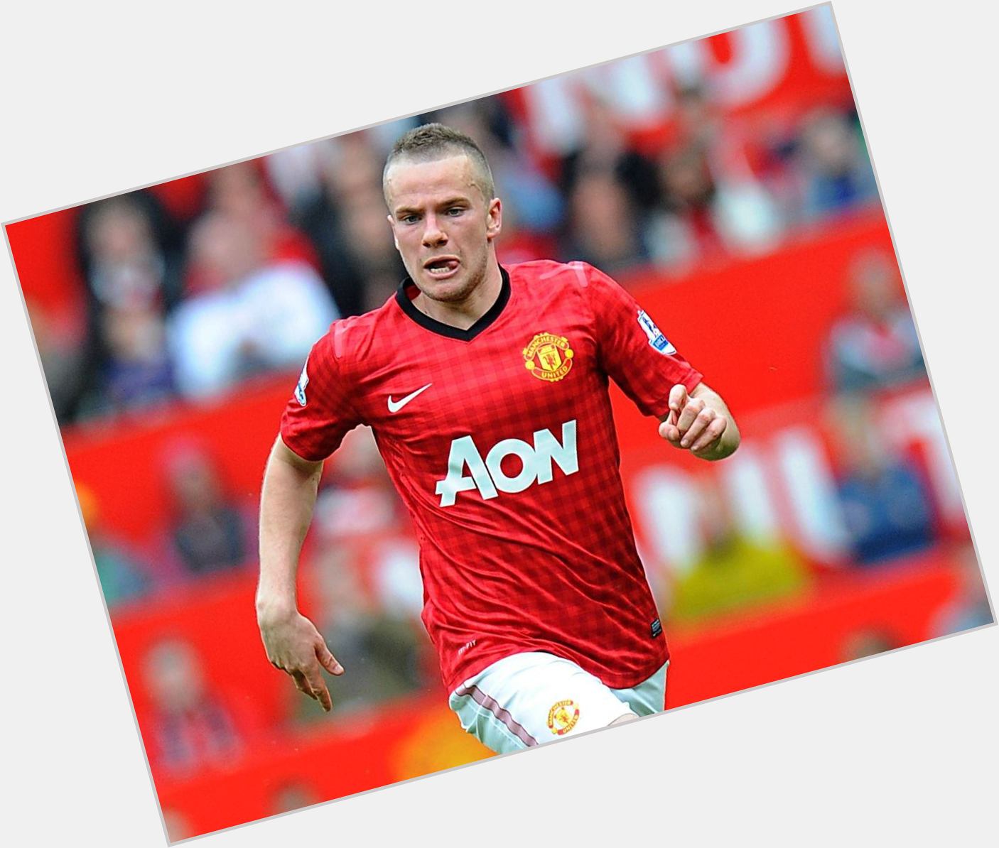 Tom Cleverley Average body,  light brown hair & hairstyles