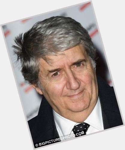 Tom Conti Average body,  salt and pepper hair & hairstyles
