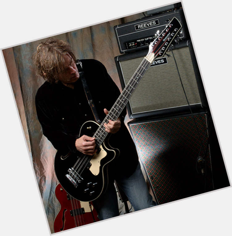 tom petersson bass 1