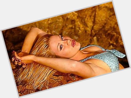 Angelicque Mcqueen Athletic body,  blonde hair & hairstyles