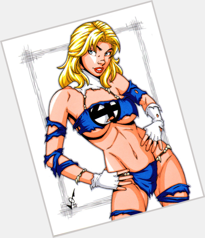 Invisible Woman Athletic body,  blonde hair & hairstyles