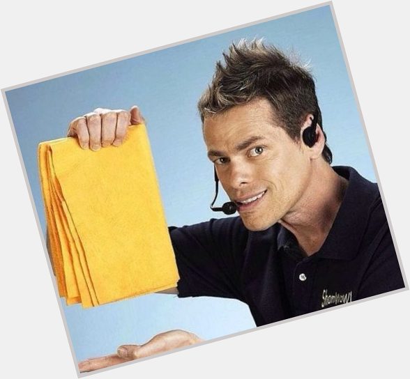 Vince Offer Slim body,  dyed blonde hair & hairstyles