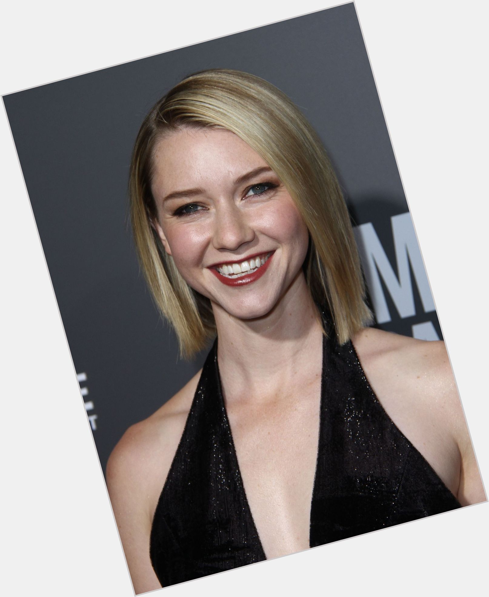 valorie curry the following 1