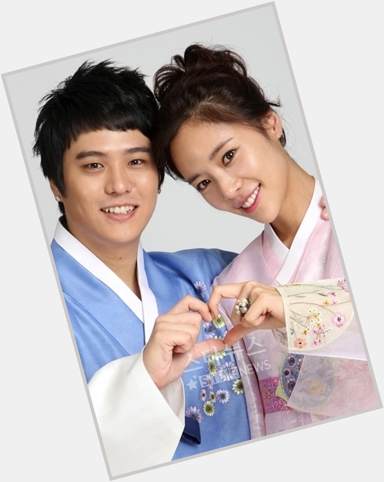Yong Jun Kim Average body,  black hair & hairstyles