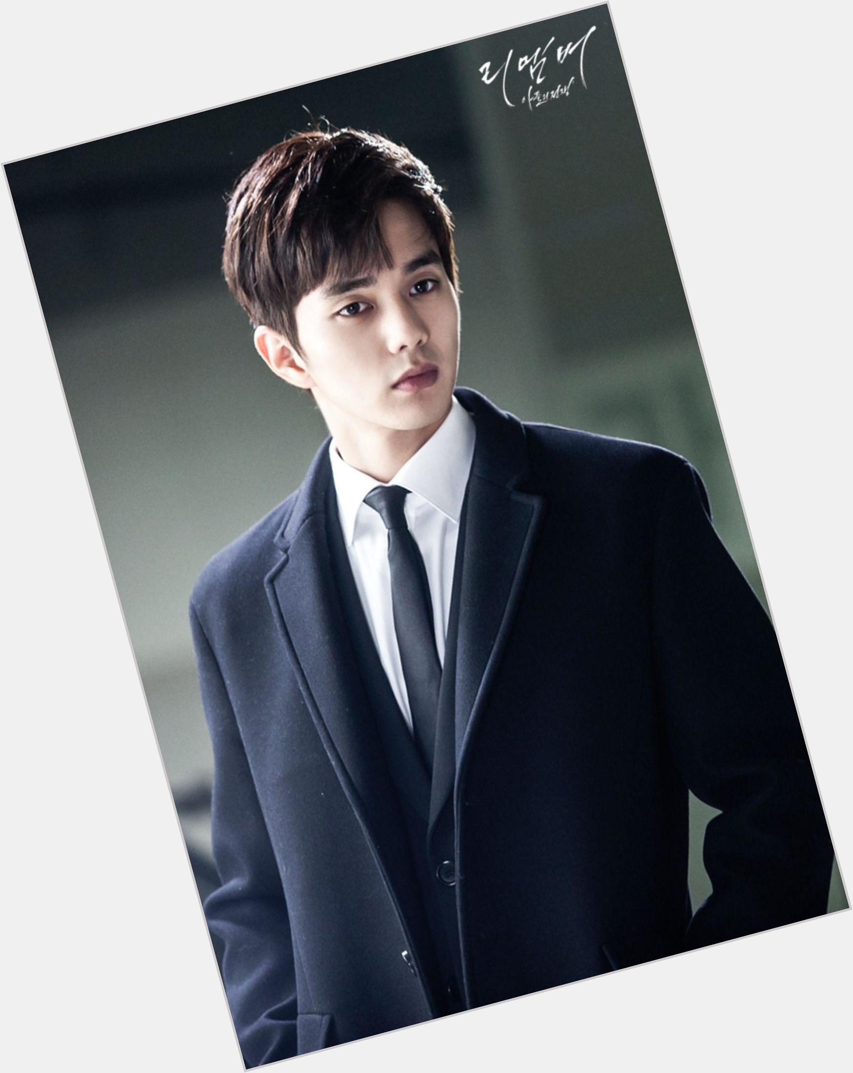 Yoo Seung ho full body 3