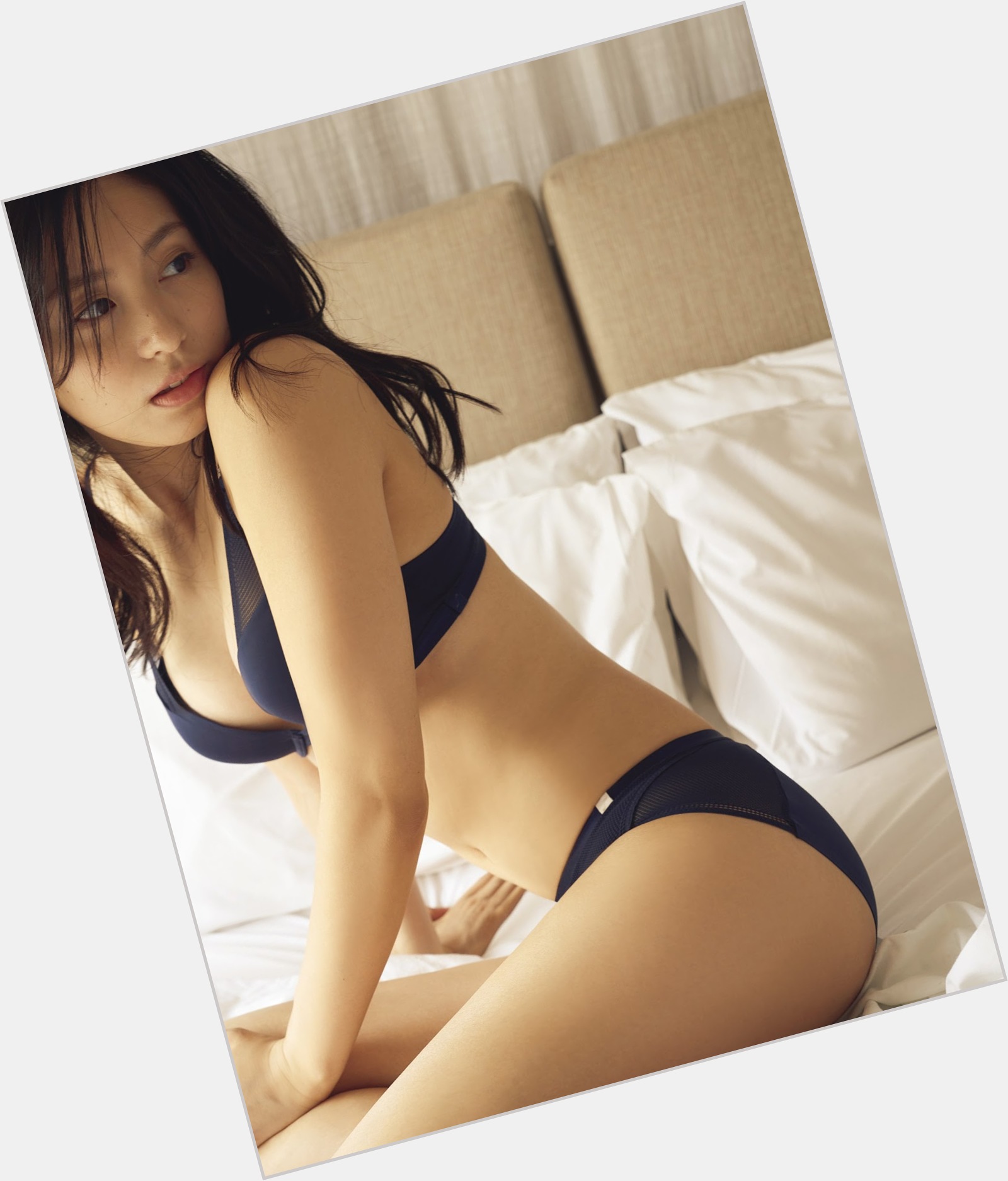 Yuika Motokariya shirtless bikini
