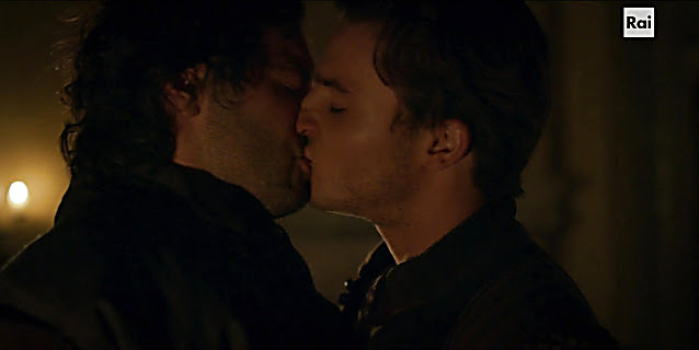 Aidan Turner sexy shirtless scene March 24, 2021, 6am