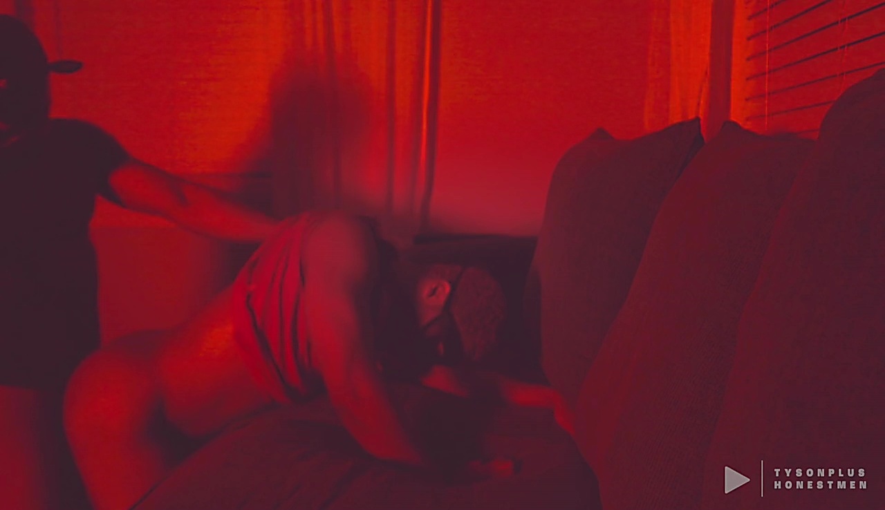Al Greene sexy shirtless scene June 14, 2018, 12pm