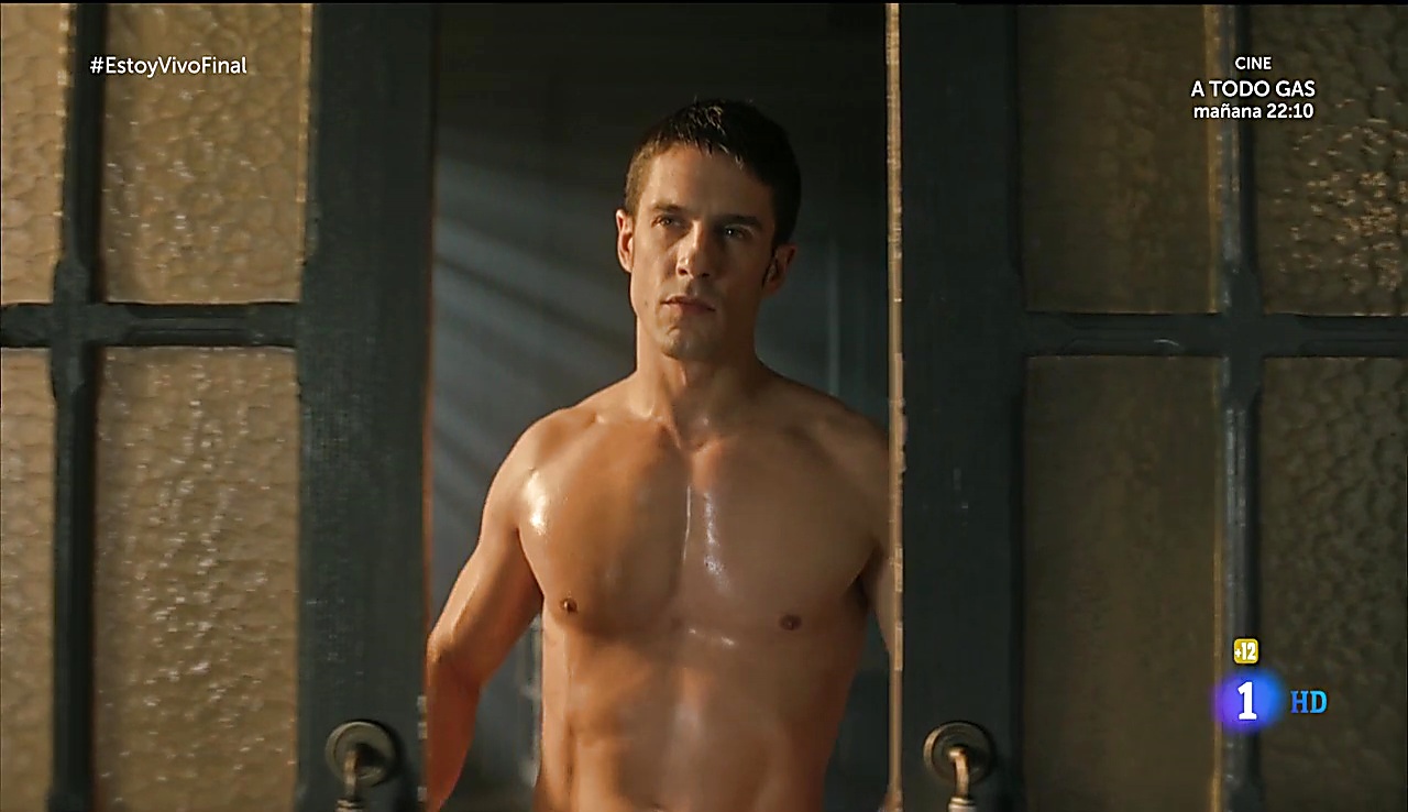 Alejo Sauras sexy shirtless scene December 15, 2017, 3pm