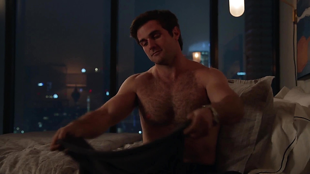 Beau Mirchoff sexy shirtless scene January 16, 2020, 2pm