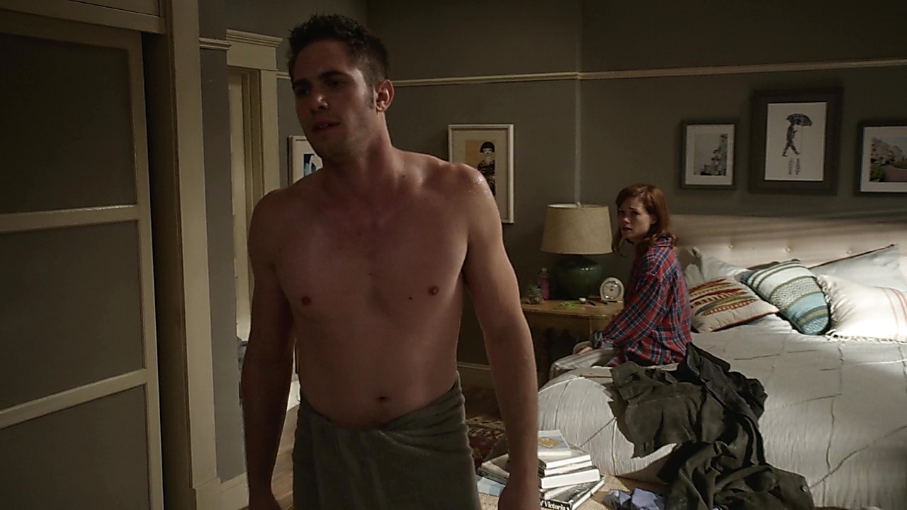 Blake Jenner sexy shirtless scene May 24, 2019, 11am