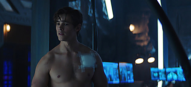 Brenton Thwaites sexy shirtless scene September 2, 2021, 4am