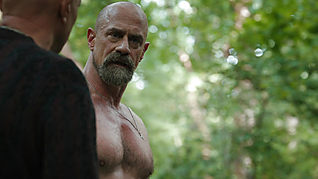Christopher Meloni sexy shirtless scene November 28, 2021, 7am