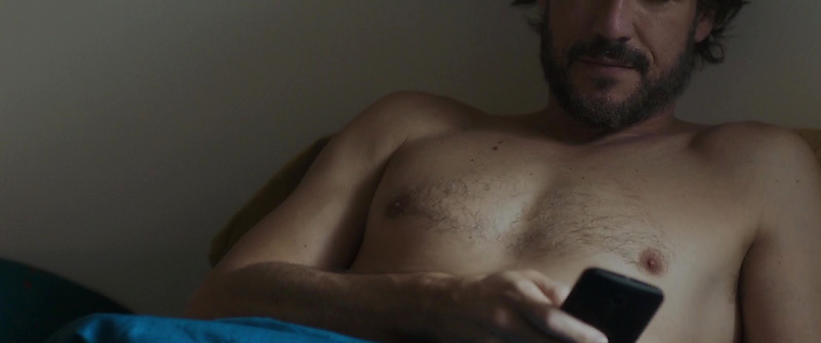 Daniel Grao sexy shirtless scene March 26, 2020, 1pm