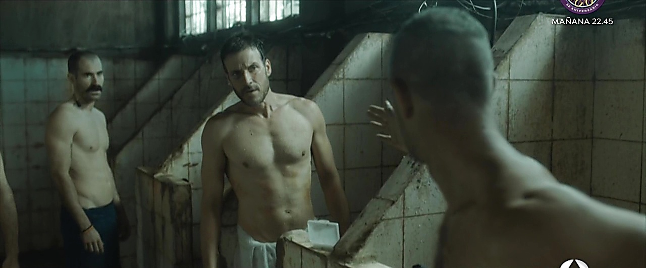 Daniel Grao sexy shirtless scene January 30, 2020, 1pm