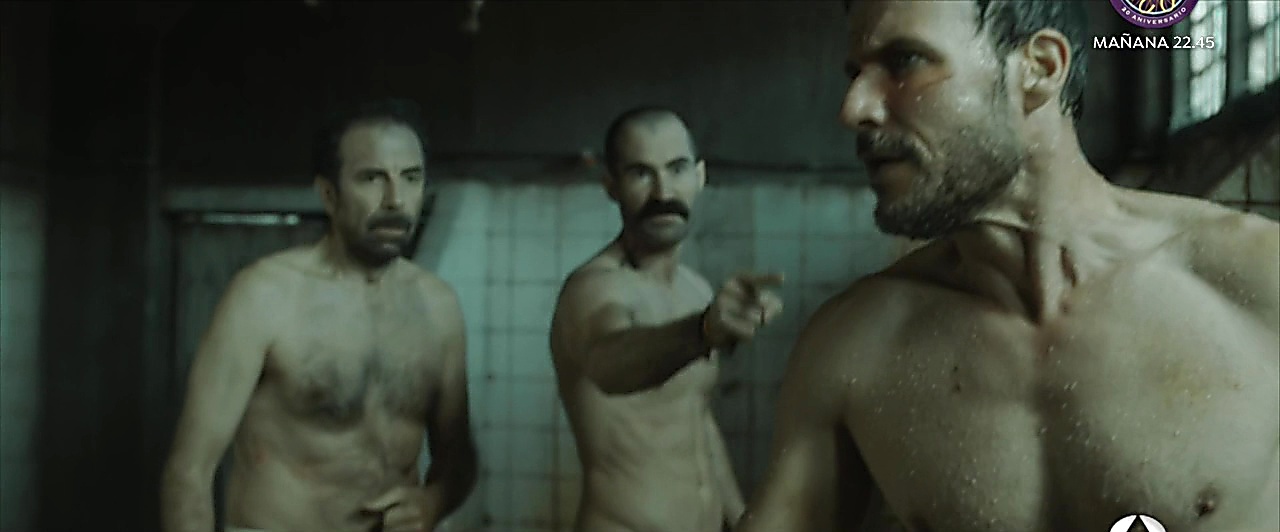 Daniel Grao sexy shirtless scene January 30, 2020, 1pm