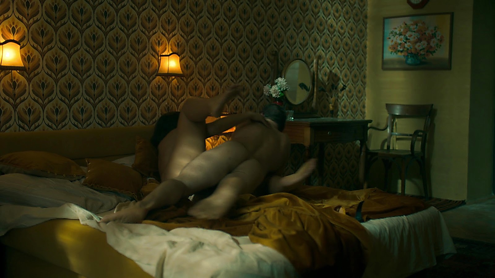 Daniel Macpherson sexy shirtless scene June 28, 2020, 12pm