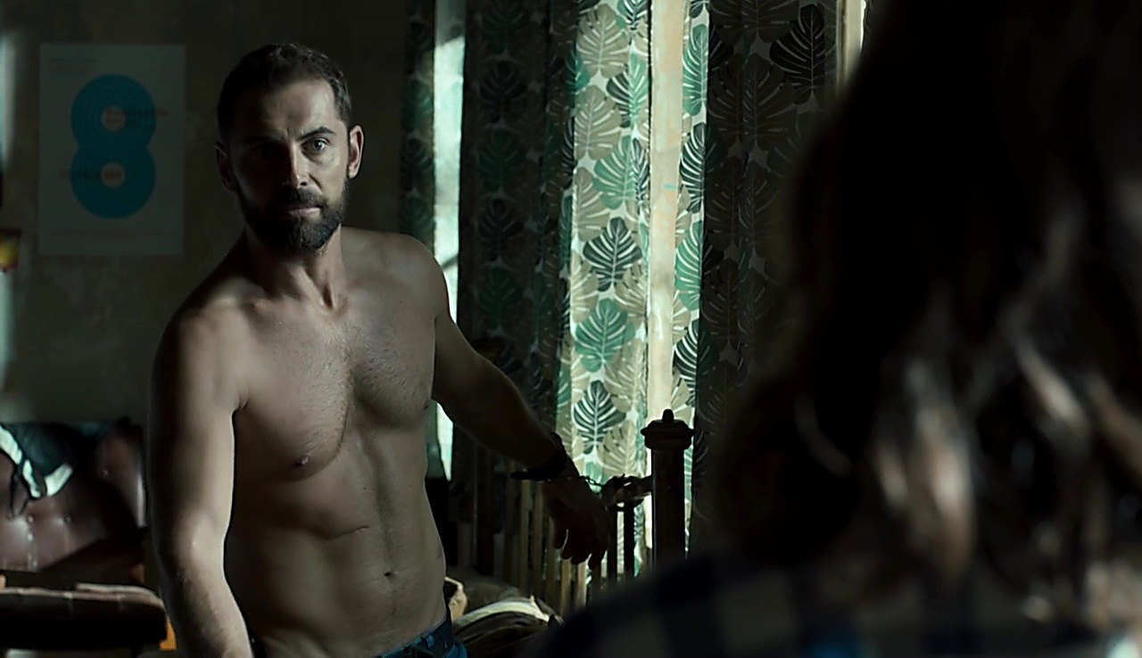 Daniel Macpherson sexy shirtless scene February 8, 2018, 11am