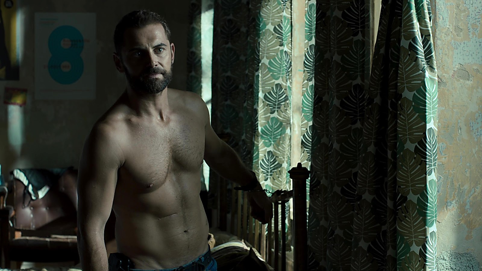 Daniel Macpherson sexy shirtless scene June 28, 2020, 12pm