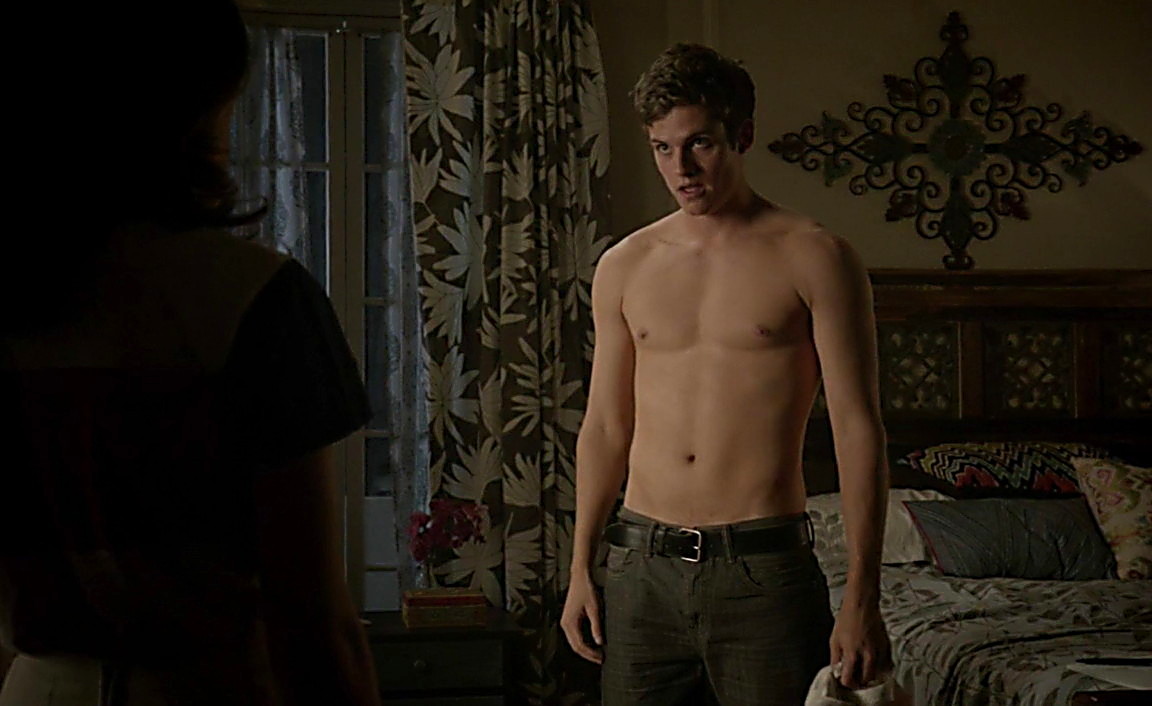 Daniel Sharman sexy shirtless scene January 21, 2014, 10pm